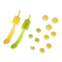 Hot Sale BPA Free Cute Anti-Bacteria Small Softest Silicone Baby Bottle Cleaning Brush